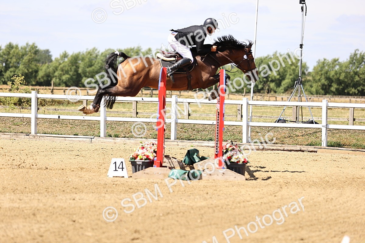 SBM_010002 - Class 9 - Senior Foxhunter - 1.20m Open
