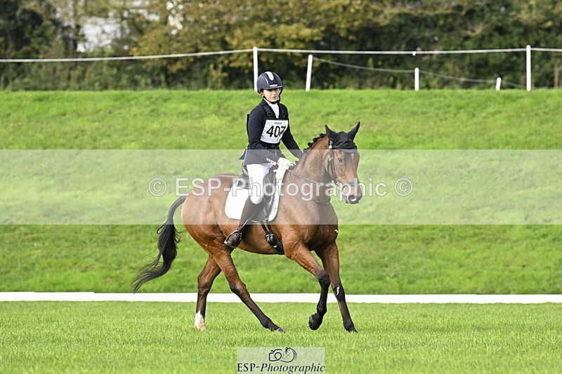 251023A-104256-02920 - F-407-Helen.Jackson