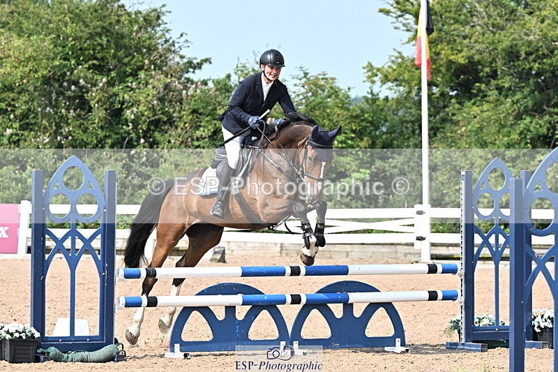 240801A-105303-00365 - Cls 8 85cm Amateur Qualifier