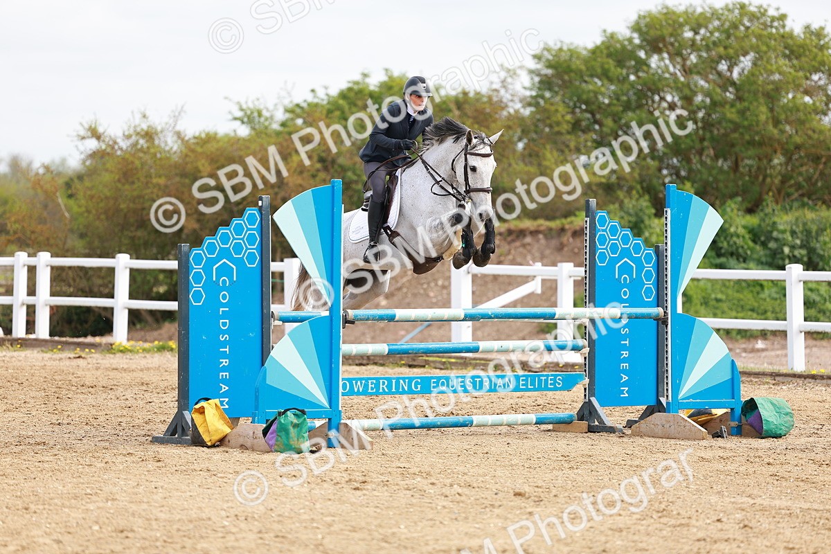 SBM_002107 - Class 9 - Senior Discovery - 1.00m