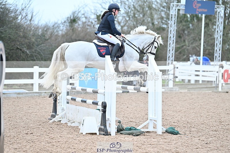 240128A-120423-00762 - Cls 4 Pony Newcomers and 1m Open