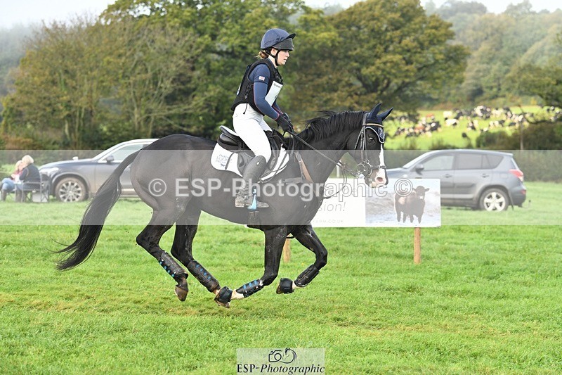 231020-100921-05866 - 004-CARTOON.HERO-Sophie.Wildern-XC