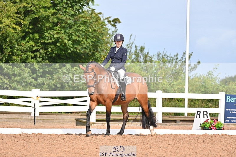 240817A-095248-06758 - 197-Karen.Martin-Furzeylodge.Weatherwax