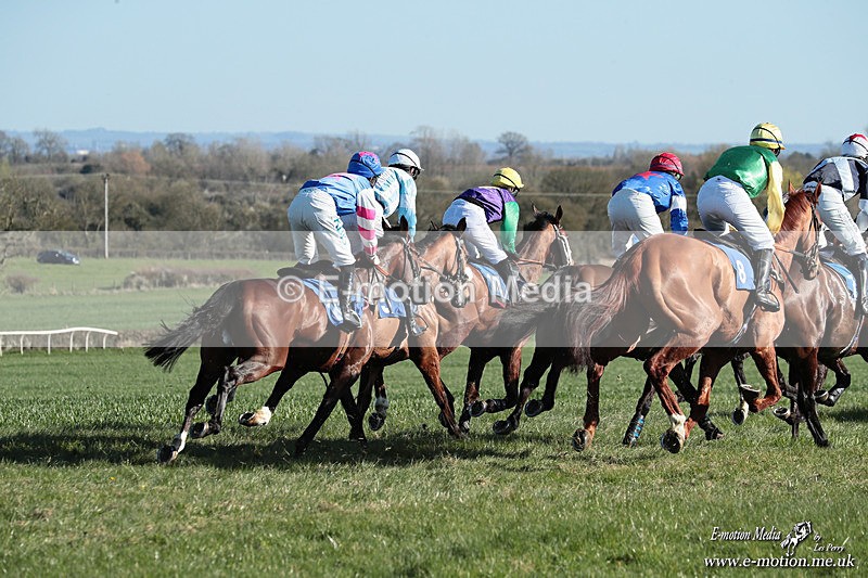 PtP 210326 727 - VWH Cirencester Races 21/03/26