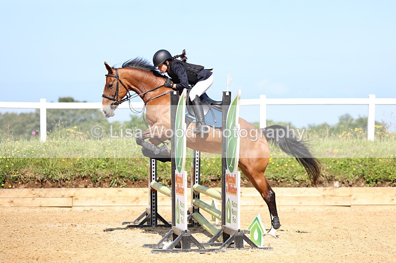 3E7A2720 - Class 2: 70cm Juniors and Seniors