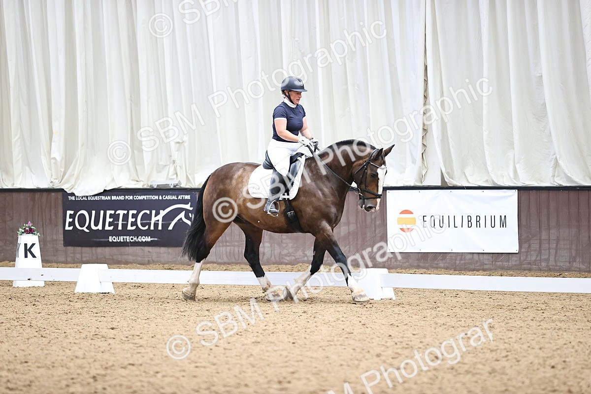 SBM_002050 - Novice 4 - 11.15-13.22