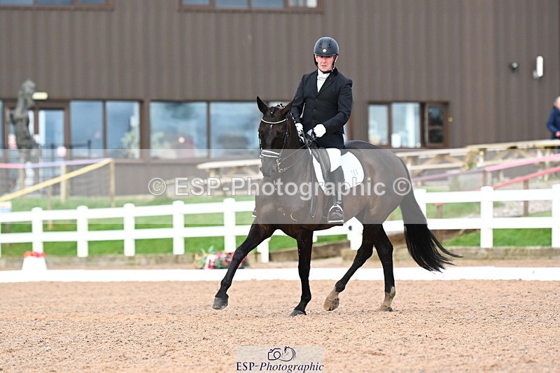 240218A-150533-09000 - 180-John.Fullick-Hermosa.bella