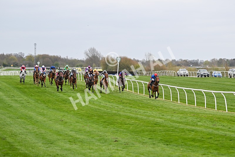 090425-Race 5-Miss Willows-0007 - Race 5