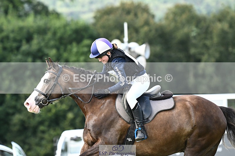 240825X-110138-31932 - 70cm XC 11.00 to 12.00