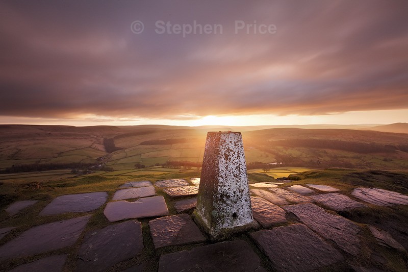 Sunrise over Shutlingsloe | Peak District Photography