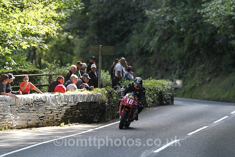 FOM_1162 - Classic TT Lap of honour