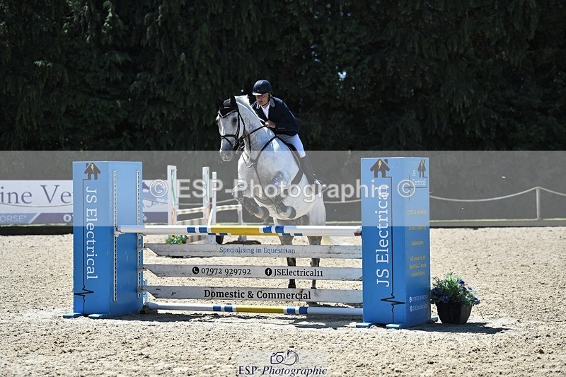 230707-120954-07341 - Cls 16 Newcomers & 1.10m Open