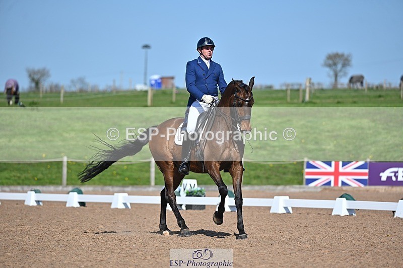 250405-135935-11017 - 171-Jonny.Clarke-West-Goomong.Zinfandel