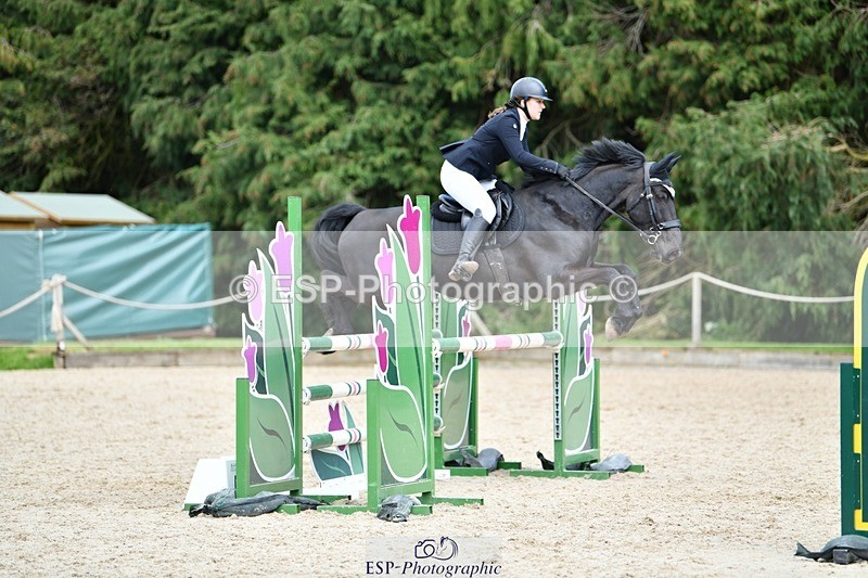 240324-124629-02667 - Cls 9 Snr 1.05m Open