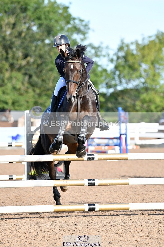 240913A-092358-02918 - Cls 20 Snr British Novice and 90cm Open