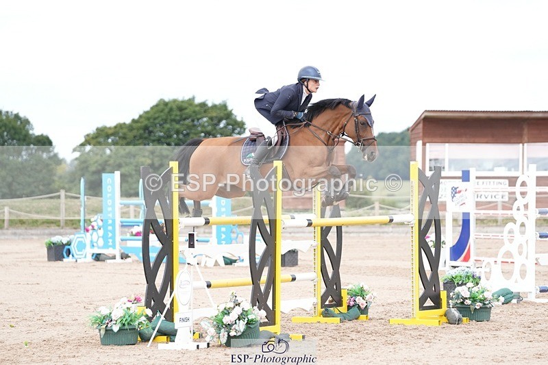 250801-103028-04745 - Cls 14 Snr Fox 1st Rnd