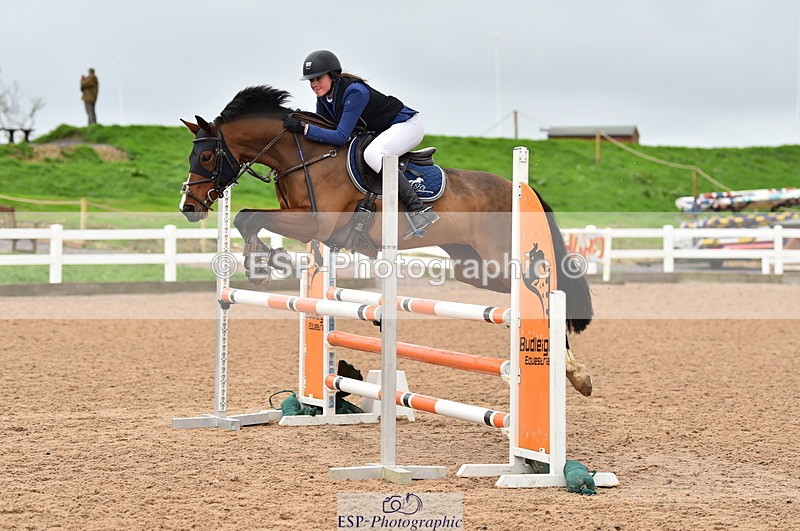 231028A-125944-01553 - Cls 4 Newcomers & 1m Open