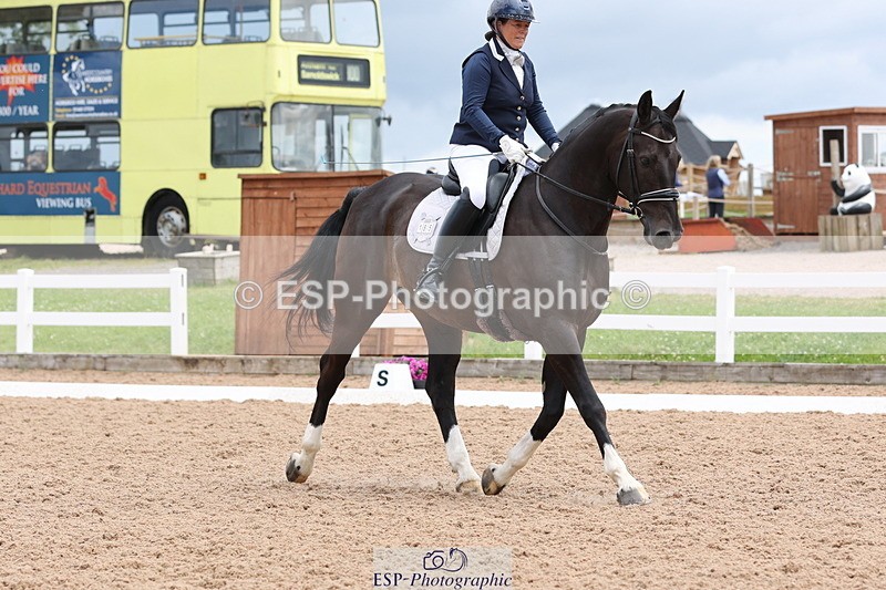 240622A-122013-09647 - Cls 27 BD Novice 37A