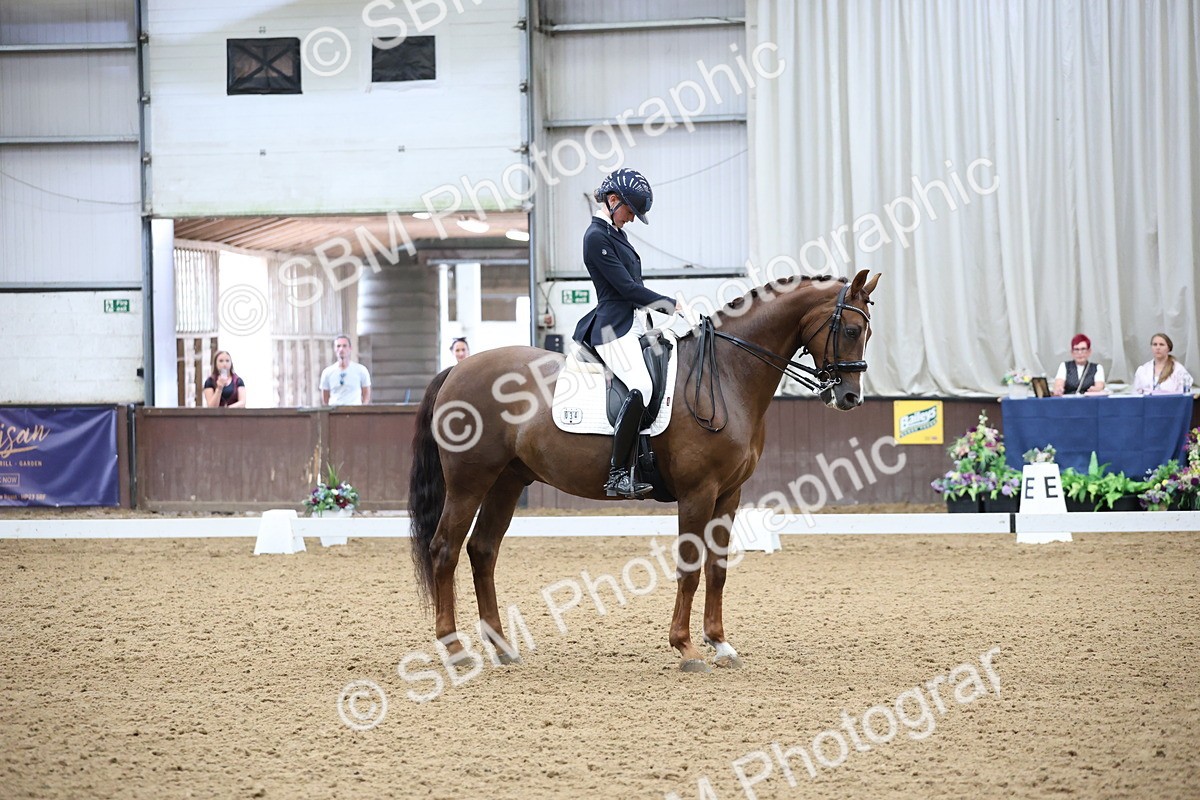 SBM_003926 - Class 8 - Advanced Medium 6 Silver