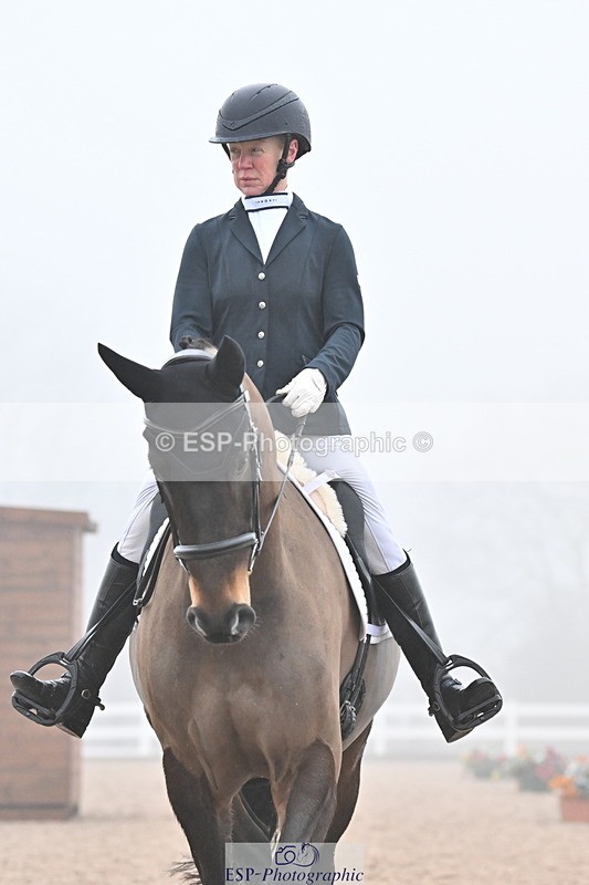 240217A-124535-02293 - 119-Shona.Mclauchlan-Diamond.Darco