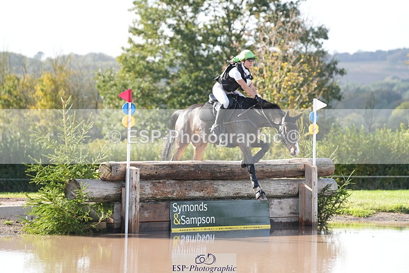 251024A-131318-11004 - B-148-Tarka.Abraham