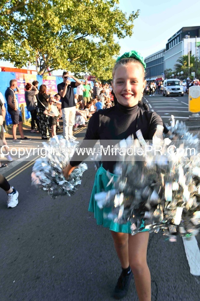 SH4_3537 - Carnival Procession.