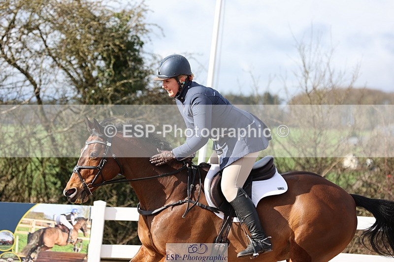 240223A-113750-00911 - Cls 4 Snr 1.05m Open