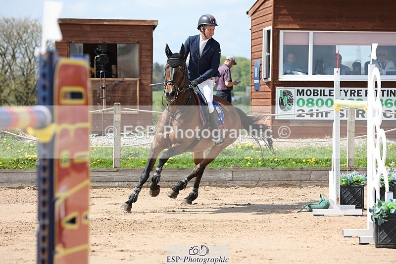 250427-130308-16936 - Cls 12 - 2 Star Big Tour L Ranking GP start to break