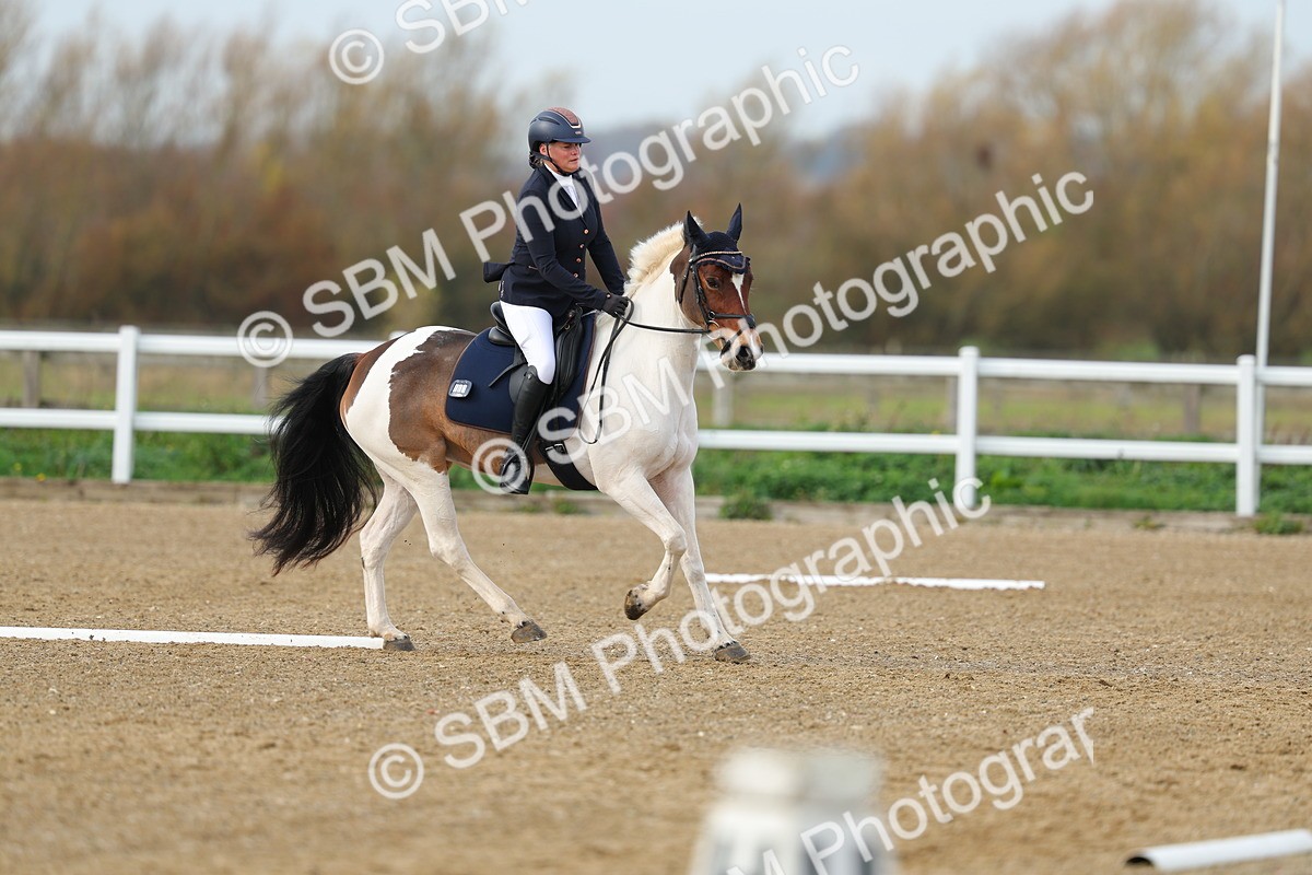 SBM_003620 - Class 6 - Novice 2