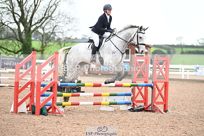 241023A-112845-00553 - Cls 1 British Novice and 90cm Open