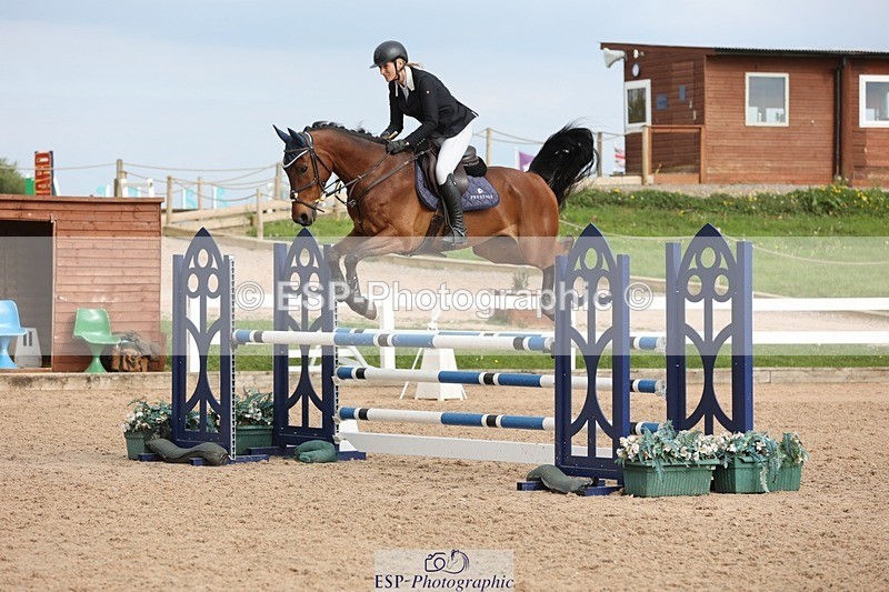 250508-170507-04224 - Cls 12 Snr Newcomers