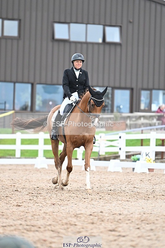 250907-141745-09229 - 007-Karen.DanceHevans.Sign.of.the.Times