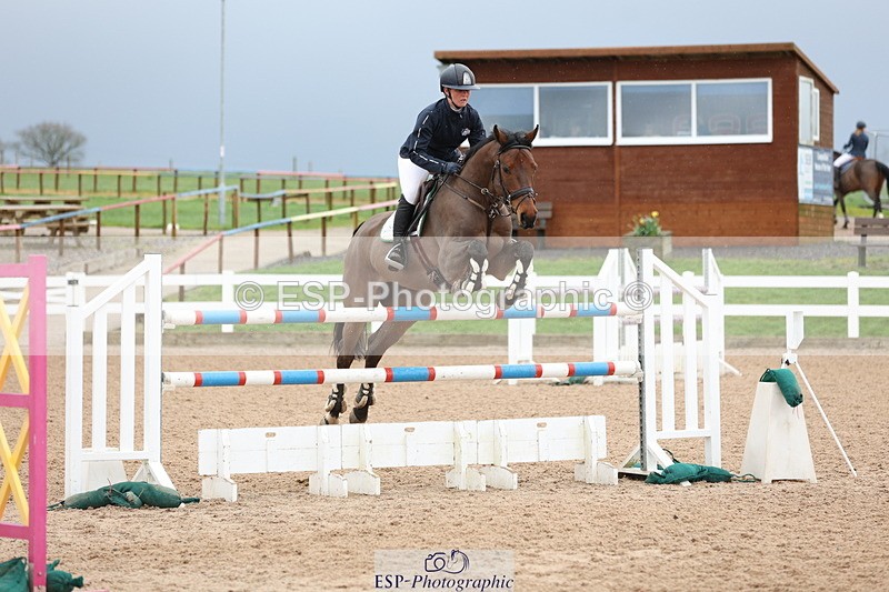 240223A-150917-02167 - Cls 6 Foxhunter and 1.20m Open