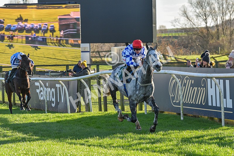 241123-Race 3-Coniston Clouds-7337 - Race 3