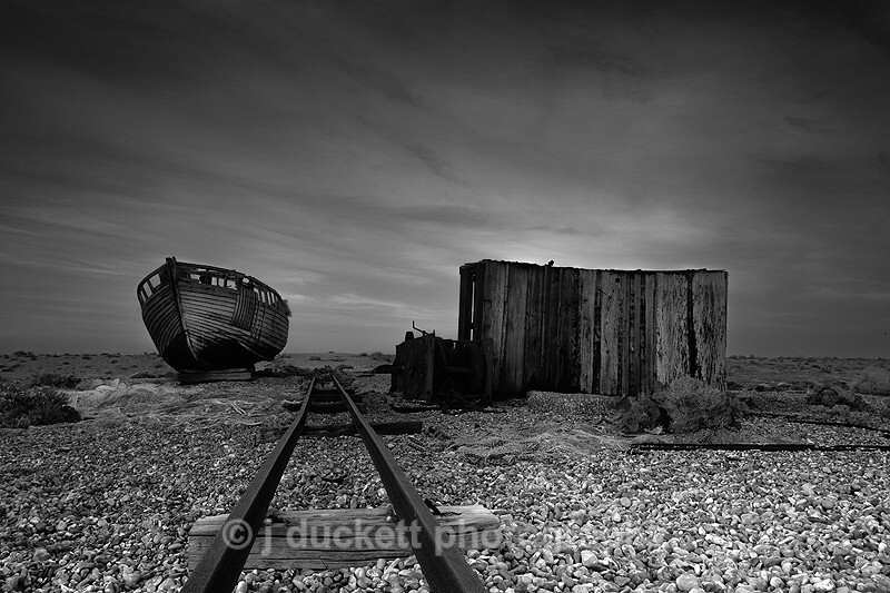  - Peer into the Darkness (coast)