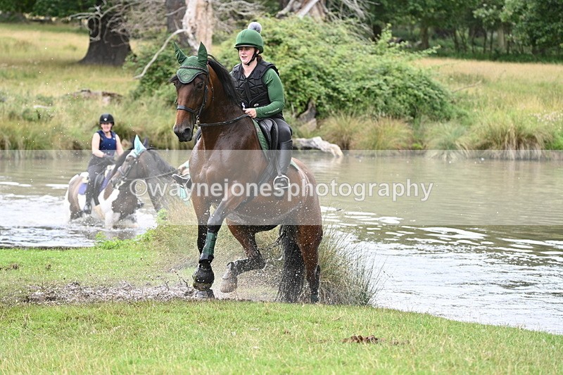 WJ7_3937 - Time at Water 12:52 to 13:22