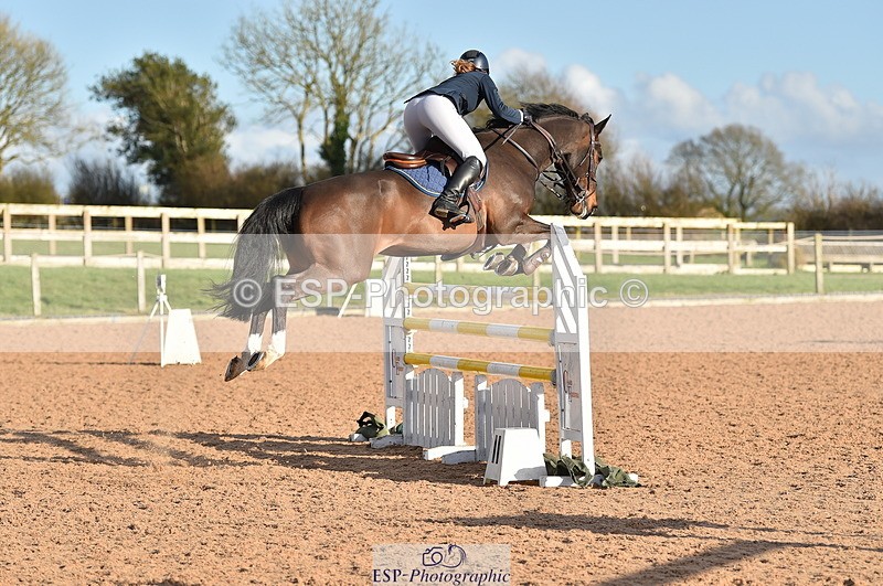 240306A-161106-01949 - Cls 5 Foxhunter and 1.20m Open