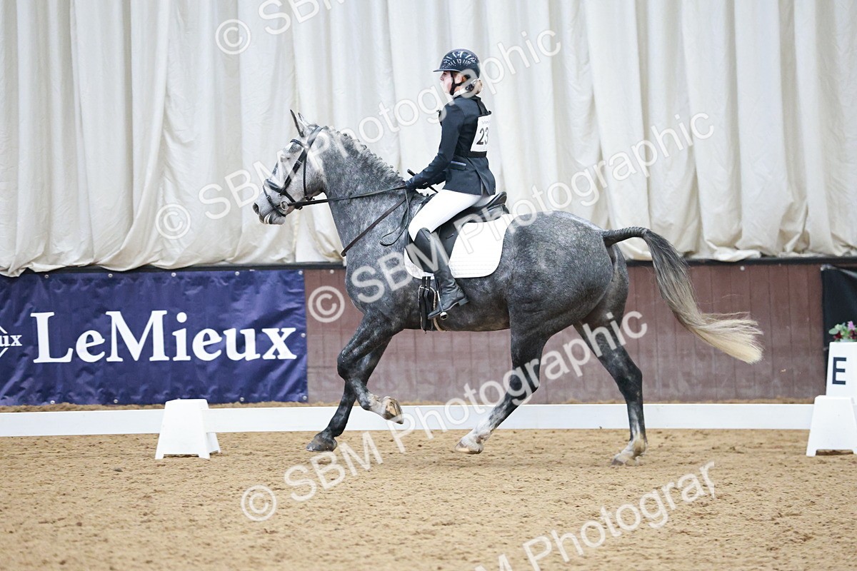 SBM_004383 - Class 2 - Novice 2020