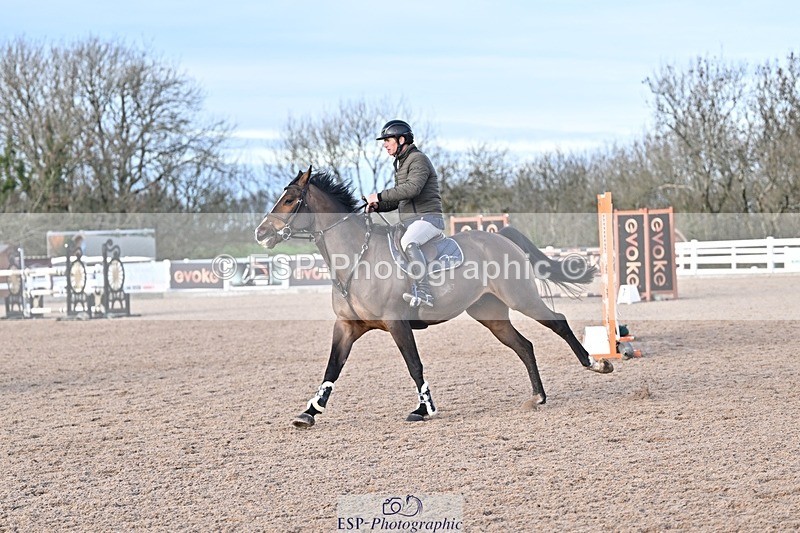 251126-124346-00506 - Cls 4 Newcomers and 1.10m