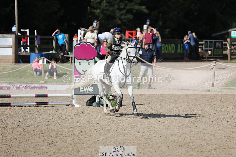 240823X-100735-15365 - 60cm R1 10.00 to 11.30