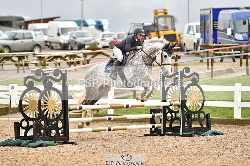 240403A-104930-00082 - Cls 1 British Novice and 90cm Open