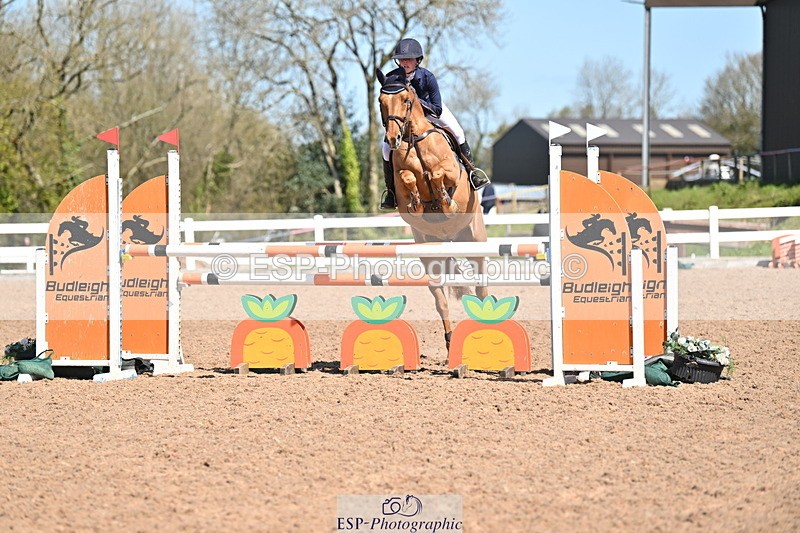 240420A-115209-10640 - Cls 15, 1 Star Bronze Tour 1.15m