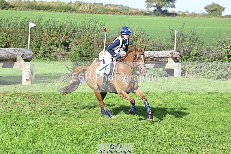 251024A-122300-08973 - B-127-Jessica.McCaldin