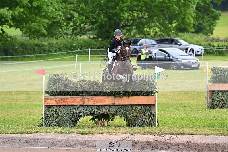 250524A-134000-10966 - B-379-Kelli.Frewin-HIDDEN.GOLD