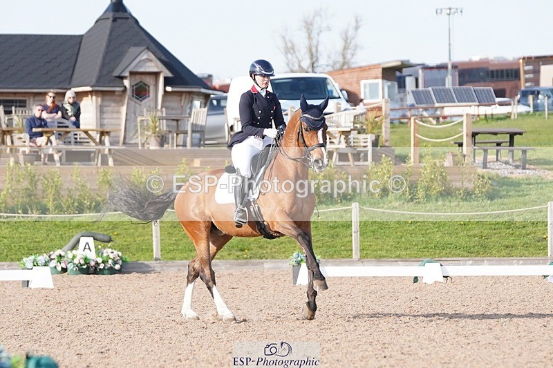 250404-172306-07937 - 147-Anna.Jesty-Grolschstar