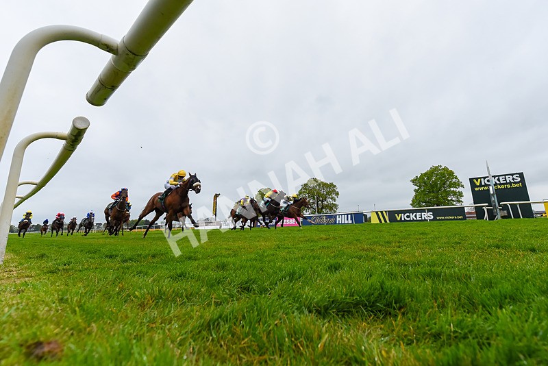 040524-Race 2-Wobwobwob-8649 - Race 2