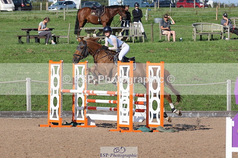 230915A-162659-03170 - Cls 6 Snr 1.05m Derby