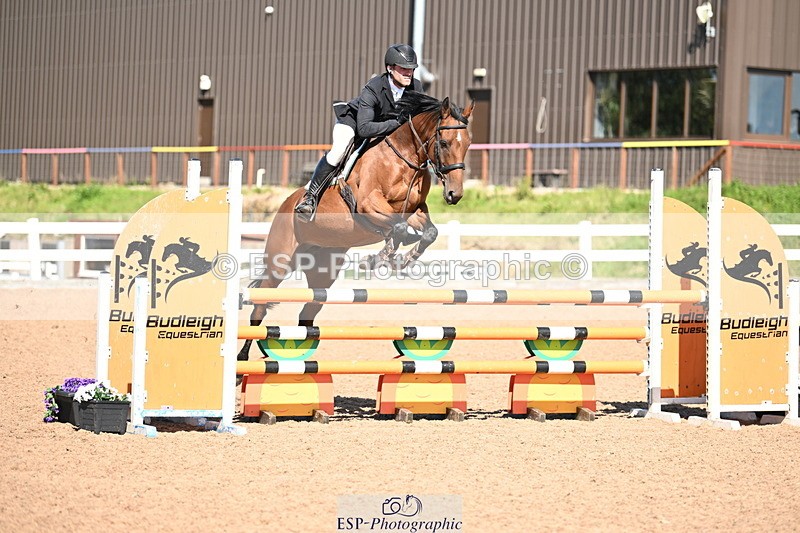 240914A-142749-07631 - Cls 24-S 1.05m Amateur Qualifier