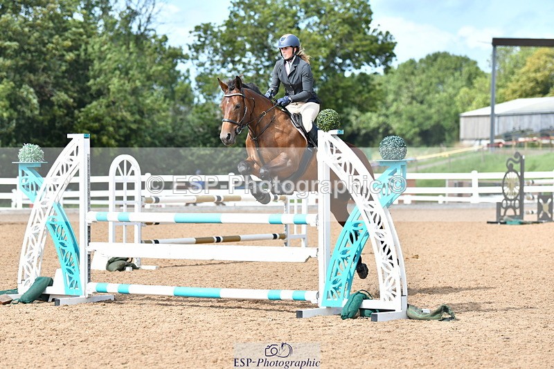 230819A-160501-01107 - Cls 33 1.05m Amateur Qualifier