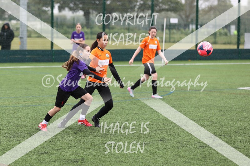 1DX32323 - Sat 6th U12 Girls